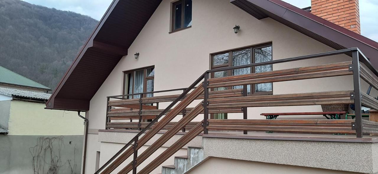 Садиба У Васі Svaliava Buitenkant foto